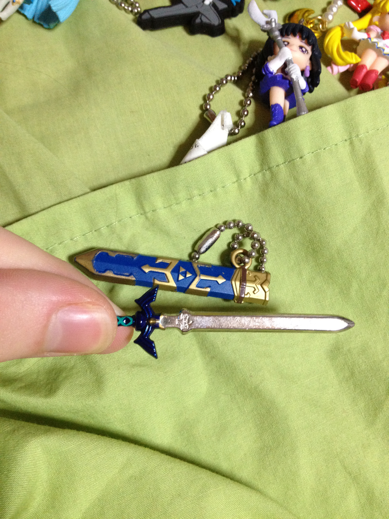 Illustration for article titled Anime Toys - A Really Big Pile of Keychains